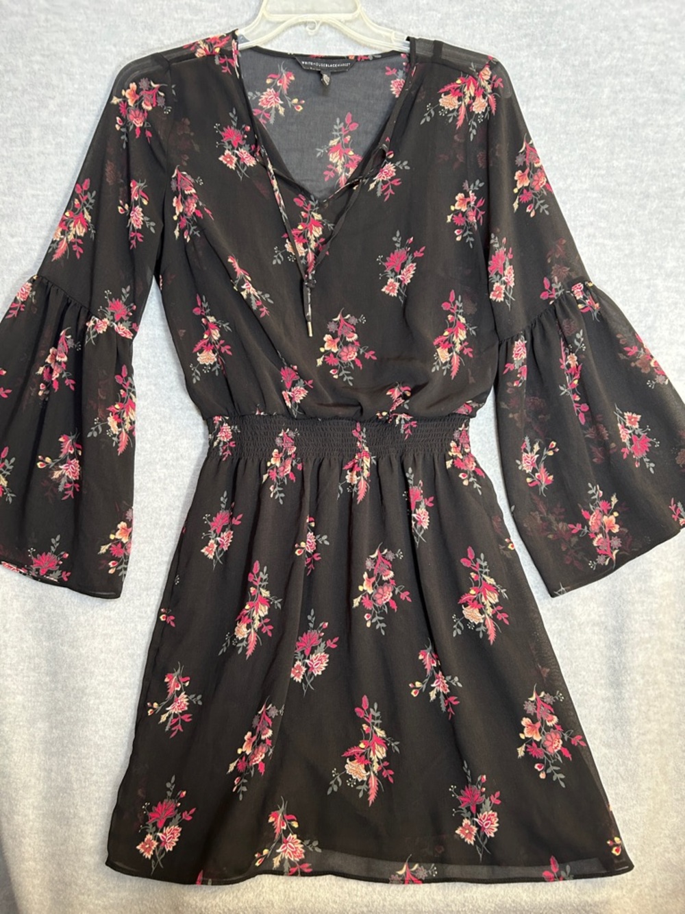 WHITE HOUSE BLACK MARKET Fairy Grunge Renaissance Dark Floral Fairy Sleeves